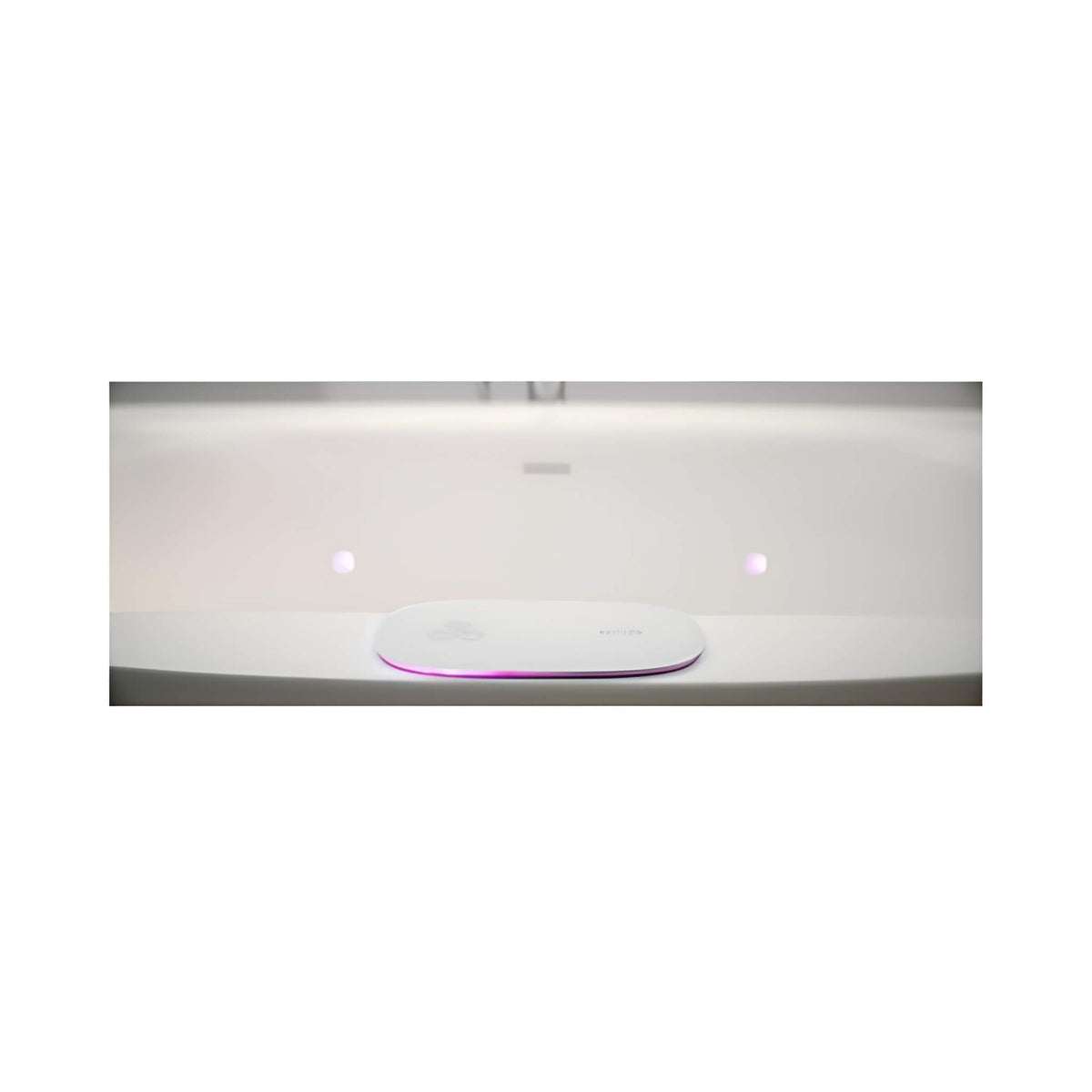 Jacuzzi Arga 67-Inch Classic Swirlpool™ Whirlpool Bathtub